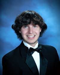 Renee Romanelli's Instagram, Twitter & Facebook