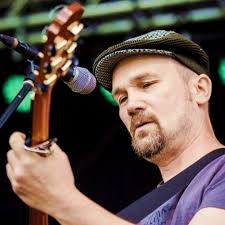 Stream Steve Dewar music