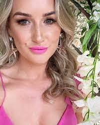 Linda Setters's Instagram, Twitter & Facebook