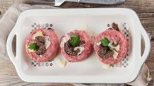 Per commentare la ricetta scarica piccole ricette la mia app gratuita per ios e android. Insalata Di Carne Cruda Con Tartufo Piemonte Tartufi