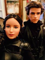 NEW! The Hunger Games, "Effie Trinket" (Elizabeth Banks) doll! And may the  odds be ever in your favor ♥ By Cyguy dolls