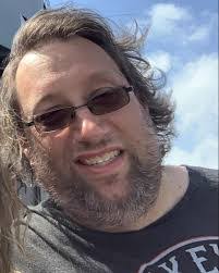 Brett Bunge's Instagram, Twitter & Facebook