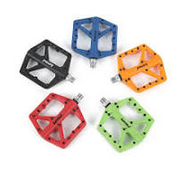 Bicycle Nylon Fiber Pedal with 9/16 Inch Cr-Mo Spindle ...