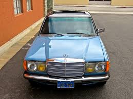 Tastefully Modded Mercedes 300d In Perfect Condition Could Be Yours 44 Pics Carscoops Mercedes W123 Mercedes Mercedes Benz