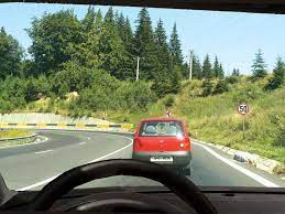 Nu sunt permise măști de pânză obișnuite. Chestionare Auto Este PermisÄƒ DepÄƒsirea In AceastÄƒ SituaÅ£ie