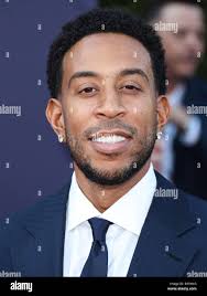 Christopher bridges hi-res stock photography and images