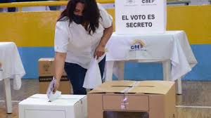 'no hay ninguna posibilidad de suspender las elecciones'. Ecuador Inicia Elecciones Generales En Medio De La Pandemia Nacional