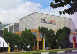 Dengan biaya sekitar rp 9 juta per semester, pelajar internasional dapat melanjutkkan pendidikan di 10 universitas terbaik malaysia versi qs. 10 Universitas Terbaik Di Malaysia Kuliah Ke Negeri Tetangga