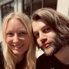 Sarah Strain and Trevor DeOreo's Wedding Website