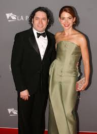 Japanese movie wife & husband friend at home see you again in the office. La Phil Music Director Gustavo Dudamel And His Wife Eloisa Maturen Photo Credit Mathew Imaging