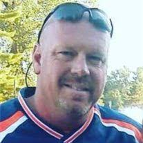 Shannon Mell's Instagram, Twitter & Facebook