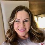 Karen Hemby's Instagram, Twitter & Facebook