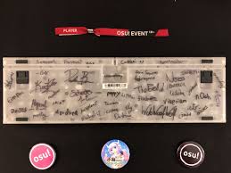 Is it worth buying a tablet for osu? 908 Btmc On Twitter I M Not Using This Keyboard Anymore I Ll Have It Displayed In My Room And Will Be Switching To Blacks Instead