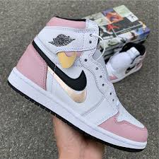 Original Womens Black And White Air Jordan 1 2019 Air Jordan 1 Retro High Og White Pink Black For Girls In 2020 Jordan Shoes Girls Sneakers Fashion Girls Shoes
