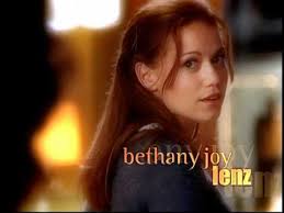Watched this show sort of backwards, because i caught the last few seasons during its actual run a few years ago. One Tree Hill Season 1 Intro Youtube