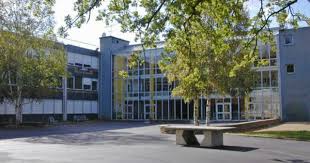 Le Lycee Franco Allemand Etude Ecole Yvelines Buc Bien Immobilier Architecte Maison