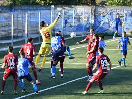 1958 a fost un an slab, echipa terminând turul pe locul 4, dar primele 4 etape din retur îi vor aduce echipei locul 1 și al. Progresul Spartac A Dat Lovitura In Minutul 119 Fotbal Club Rapid A Iesit Din Cupa Romaniei FederaÈ›ia RomanÄƒ De Fotbal