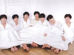 Jin being like i am the visual and then tae being extra and showing them the other visual of the group. Atoz V On Twitter Bts Concept Photo Bts Group Picture Bts Photo