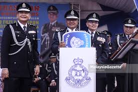 Dilengkapi dengan kemudahan teknologi maklumat, ibu pejabat alamat: Ketua Polis Negara Rasmi Ibu Pejabat Polis Daerah Brickfields