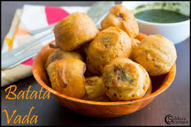 Batata Vada Recipe Mumbai Style Aloo Bonda Recipe Recipe Batata Vada Vegetarian Fast Food Aloo Bonda