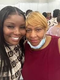 Y'all help me wish one of the greatest aunts ever to my kids Ruby Hinton A  Very HAPPY BIRTHDAY. 🎂🎊🎈🎁 If it had not been for this lady along with  the rest