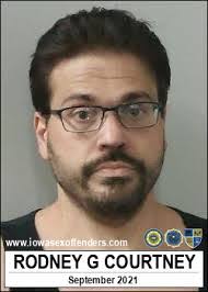 Rodney Courtney's Instagram, Twitter & Facebook