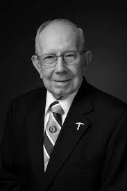 THE UNIVERSITY OF TEXAS AT EL PASO