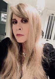 Stevie nicks is currently touring across 1 country and has 5 upcoming concerts. Adixqijq98jjum