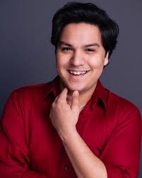 ✨🎓SENIOR SPOTLIGHT 2024 🎓✨ Name: Eric Larson 2023- 2024 MTA Co-Event  Coordinator Hometown: Austin, TX Fav Shsu 🎭 Credit: Barry Glickman in The  Prom What do you look forward to most post