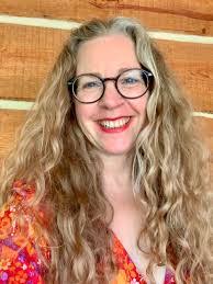 Carla Wainwright's Instagram, Twitter & Facebook