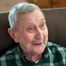 WWII hero Jerry Dunham of Jerry's Market in Sanford ME, Silver Star