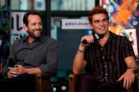 Maybe you would like to learn more about one of these? Riverdale 4 Ci Sara Un Tributo A Luke Perry Che Ti Fara Commuovere Tantissimo