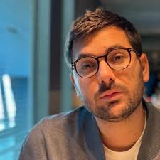 Bain & Company's Stuart Sim spoke to Harvard Business Review about how  managing data during the age of AI can be far more complex than traditional  business intelligence reporting.