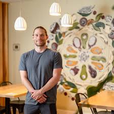 How athletes, sponsors, alumni and schools are playing NIL, college sports'  new money game