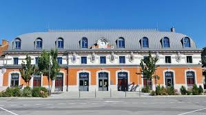 Le Plessis Robinson Val D Europe Vaureal Et Puis Bellegarde La Ville Nouvelle Atelier D Architectes Cooperatif In 2020