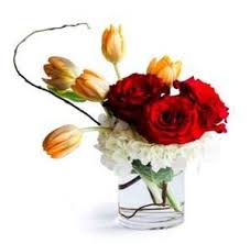 A Little Love To Our Ashley Arrangement Rose Arrangements Glass Cylinder Vases Arrangement