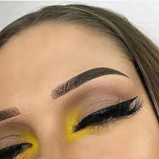 Uploaded By Yomi Find Images And Videos About Beauty Makeup And Yellow O Maquillage De Ojos Imagenes De Maquillaje De Ojos Maquillaje De Ojos Artistico