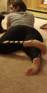 Latina Stepsister Thicc booty creepshots - Candid Teens