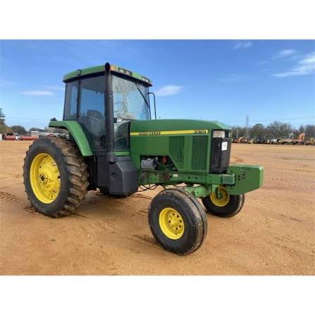 John Deere 7610 Tractor
