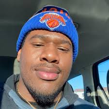 A lot of riders around Crossroads and Alexandria. What's good y'all? Anyone  cruising tonight? Down to hit gravelly point/georgwtown