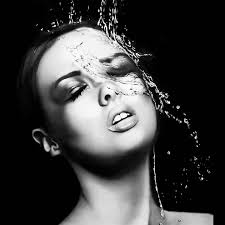 سمیرا نقاش سیاه قلم و رنگ روغن‎ (@samira.soleimani.art) • Instagram photos  and videos