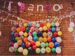 Birthday Party Balloon Decoration Ideas Without Helium Balloon Ideas Without Helium Party Balloons Balloon Decorations Without Helium Balloons