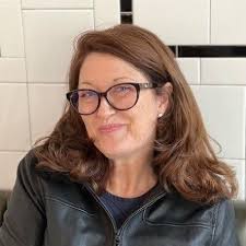 Angela Boardman's Instagram, Twitter & Facebook