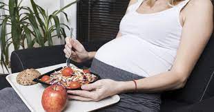 Susu dan produk olahannya bisa membantu memenuhi kebutuhan protein dan kalsium. Begini Pola Makan Ibu Hamil Di Kehamilan Trimester Kedua Popmama Com