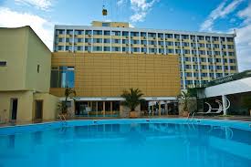 Per prenotare un`offerta degli hotel 3 stelle malè è facilissimo. Hotel Flora Mamaia 3 Stele Cazare Mamaia