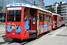 Check spelling or type a new query. K Wagen 105 Des Ebbelwei Express Am Willi Brandt Platz Mit Zwei K Beiwagen Bahnbilder De