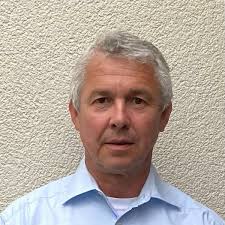 Thomas Nöll: Finanzierungsvermittler in Usingen