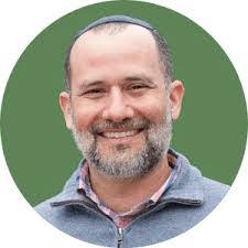 Abigail Strauss's Instagram, Twitter & Facebook