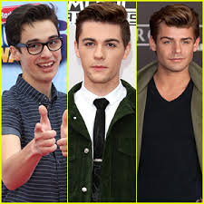 The identical disney twins (played by dove cameron) are done with stevens point, wisconsin and are starting a new life on the west coast. Joey Bragg Photos News Videos And Gallery Just Jared Jr Page 3