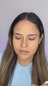 Trucos de maquillaje q casi todas sabemos, pero en muchas ocaciones lo  estamos haciendo mal,🤷🏻‍♀️ te dejo un video para q analices si realmente  lo estás haciendo bien 🫶🏻 si te gusto compártelo y te ...